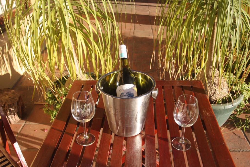 Calais Wine Estate Vendégház Paarl Kültér fotó
